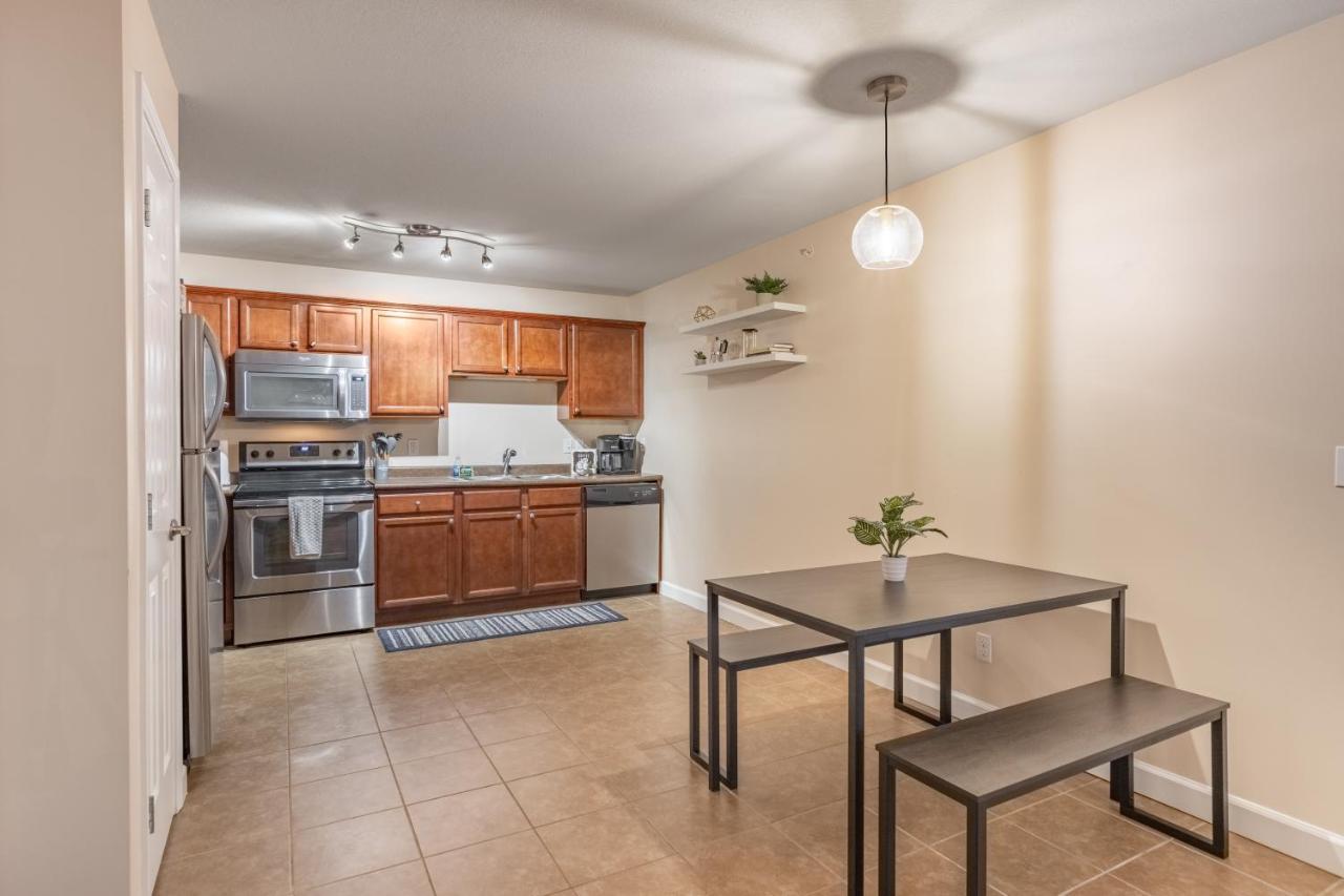 Contemporary In Apartment Peoria